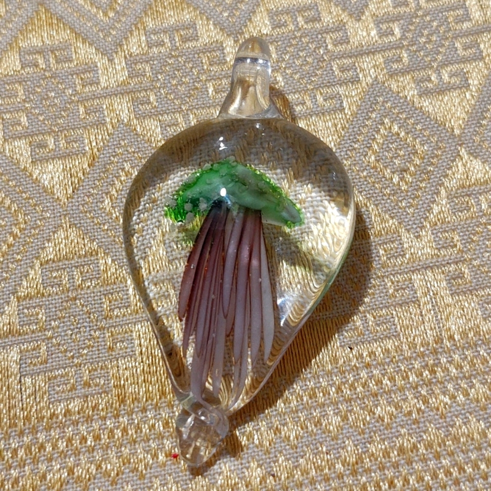 Glass pendant